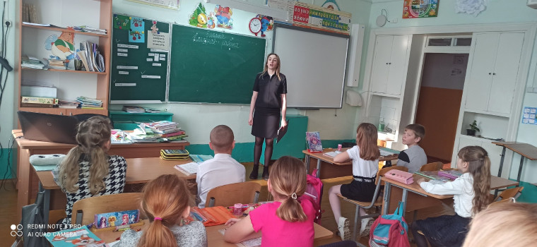 Прошла встреча учащихся начальных классов с инспектором ГИБДД.