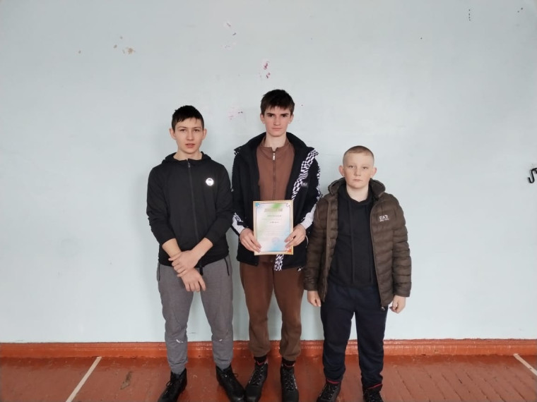 Соревнования по лыжным гонкам.