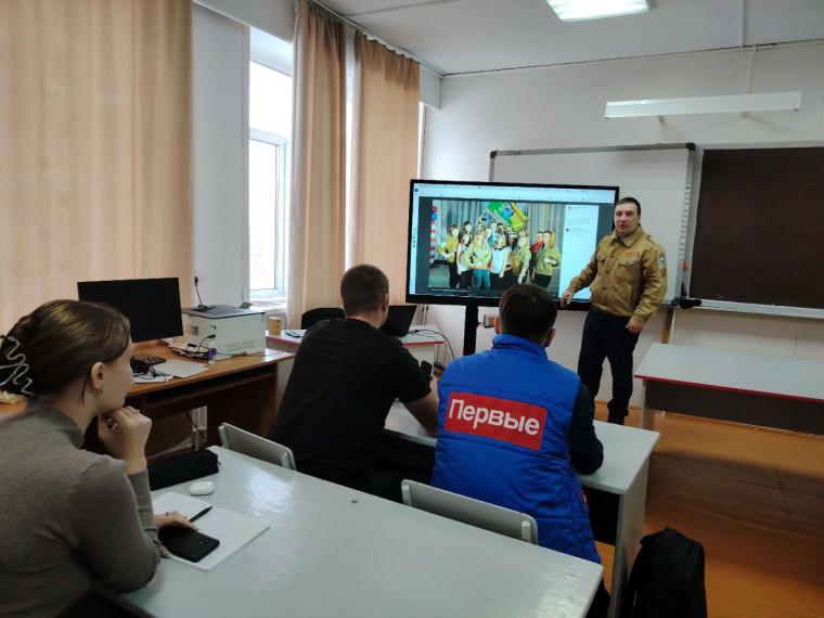 Встреча с выпускниками педагогических вузов.